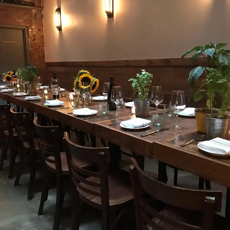Photo credit: opentable