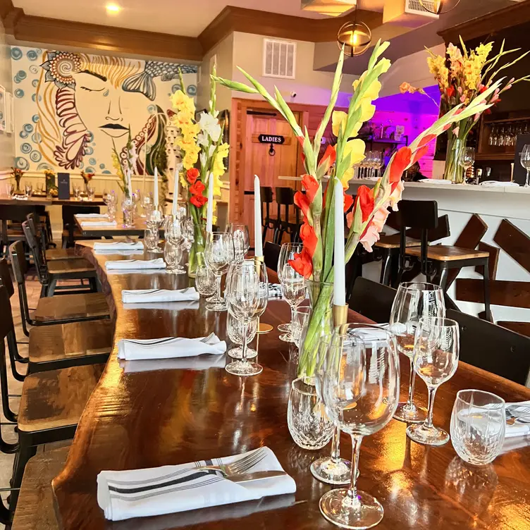 Photo credit: opentable