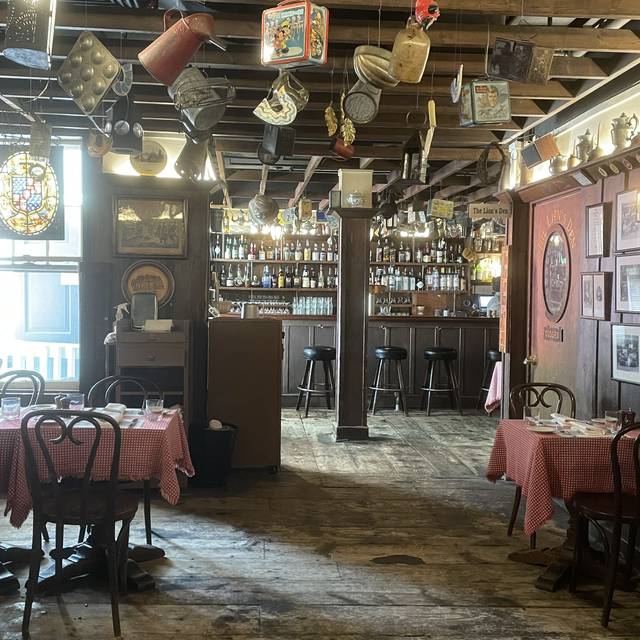 Photo credit: opentable