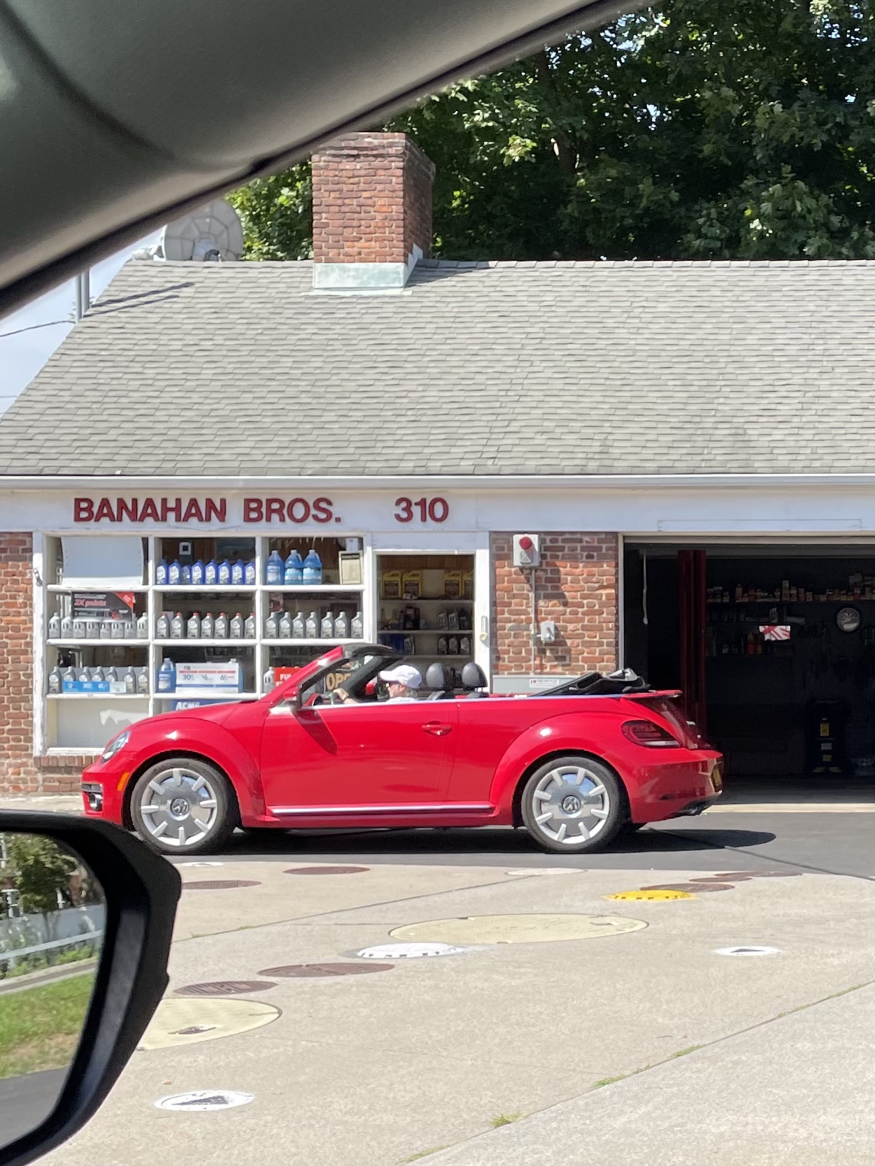 Banahan Brothers Services Station