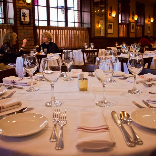 Photo credit: opentable