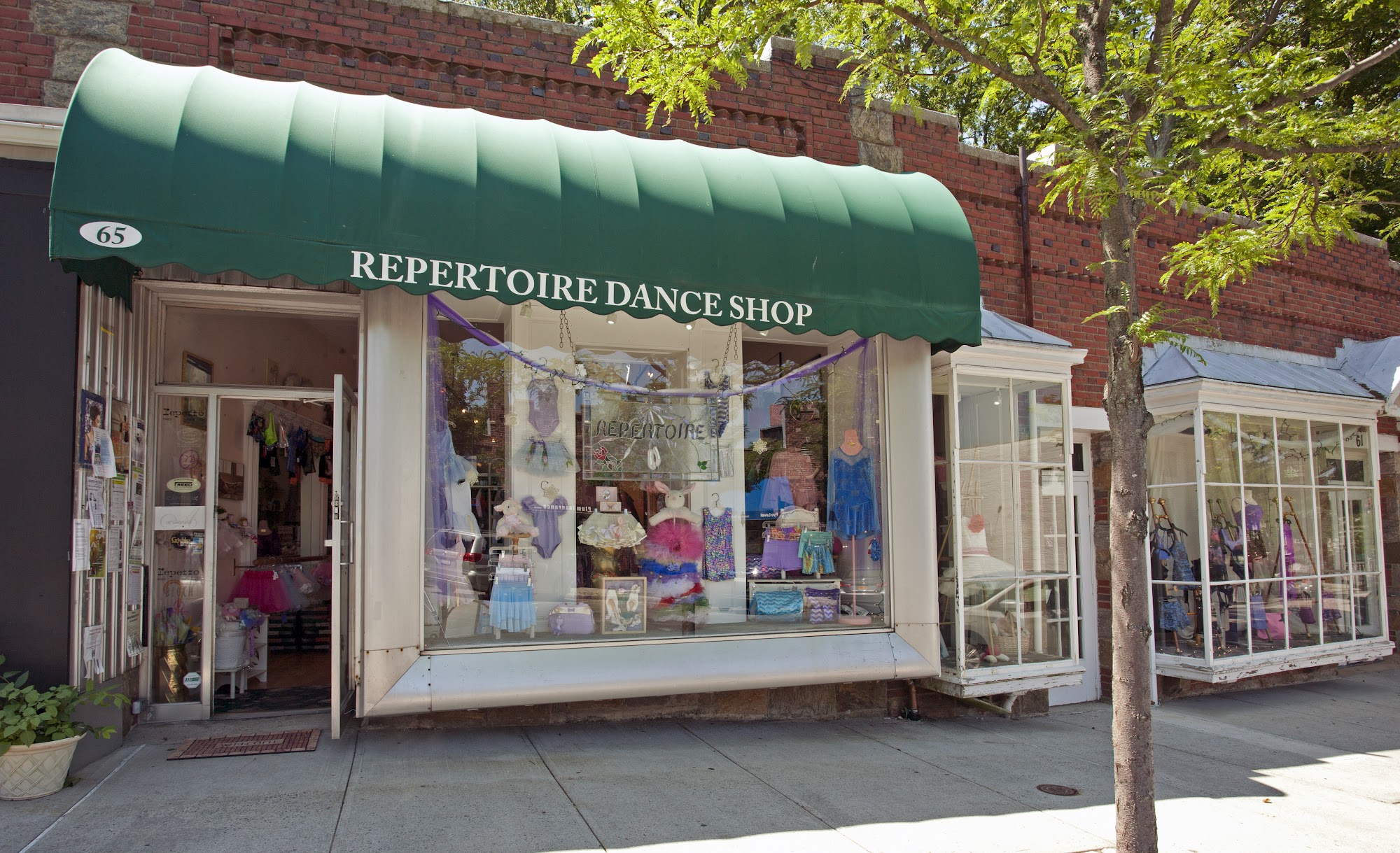 Repertoire Dance Shop