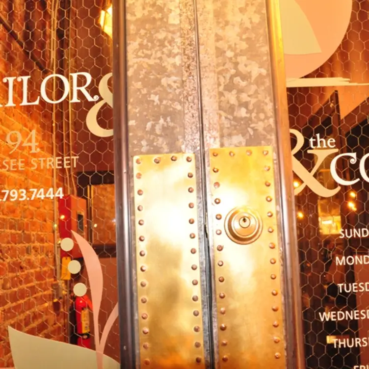 Photo credit: opentable