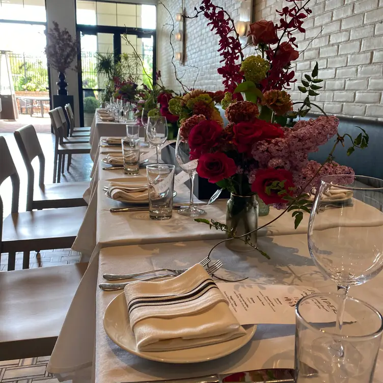 Photo credit: opentable