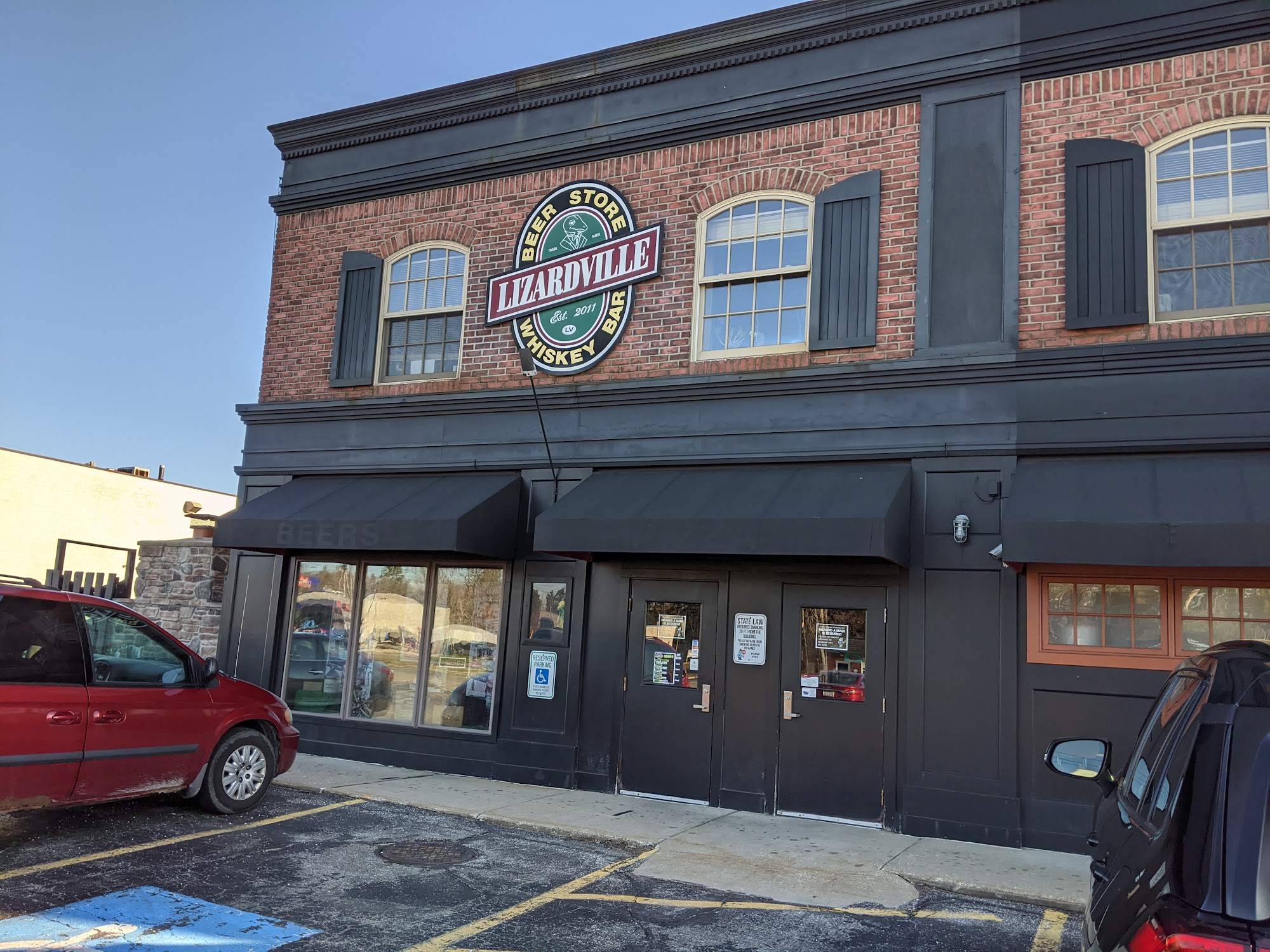 Lizardville Beer Store and Whiskey Bar