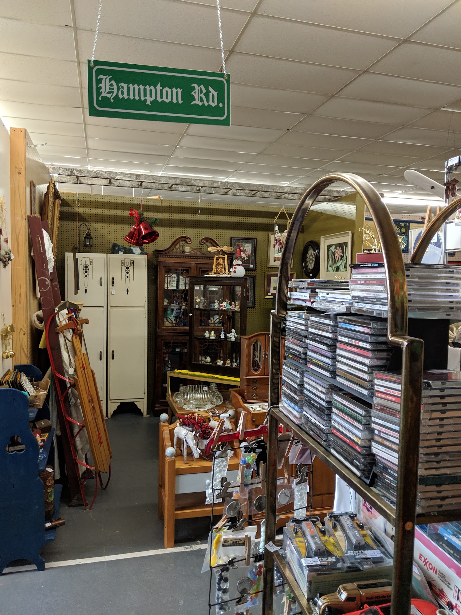 Mr. Darby's Antique & Collectible Emporium