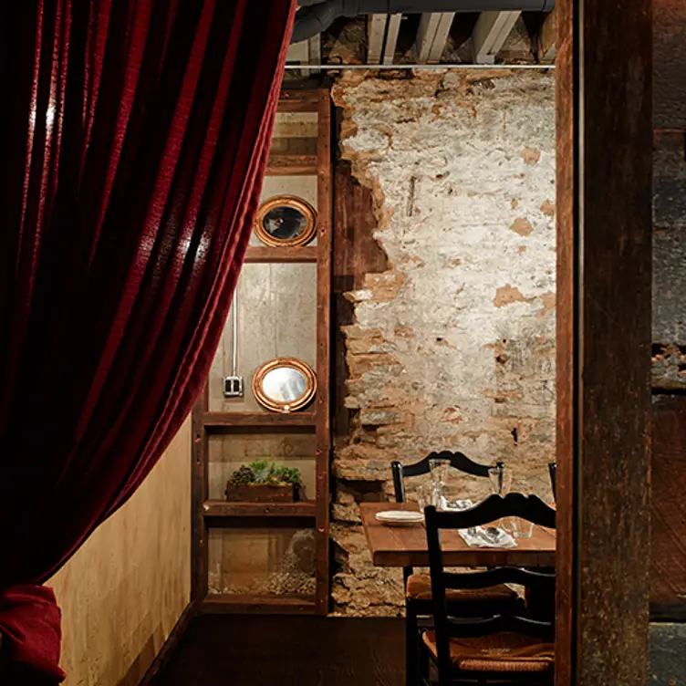 Photo credit: opentable