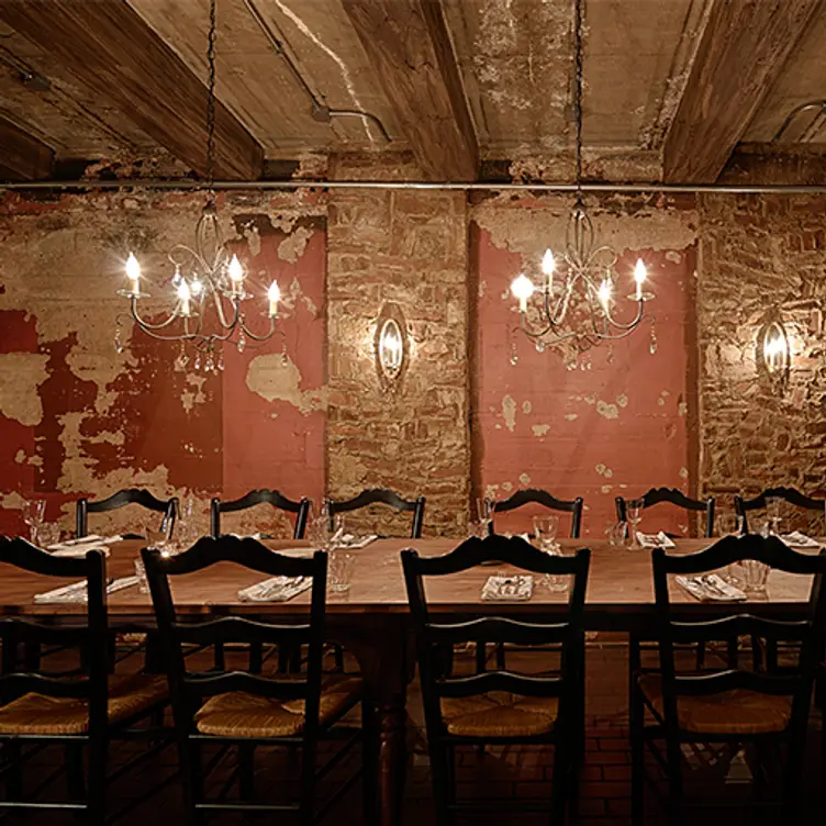 Photo credit: opentable