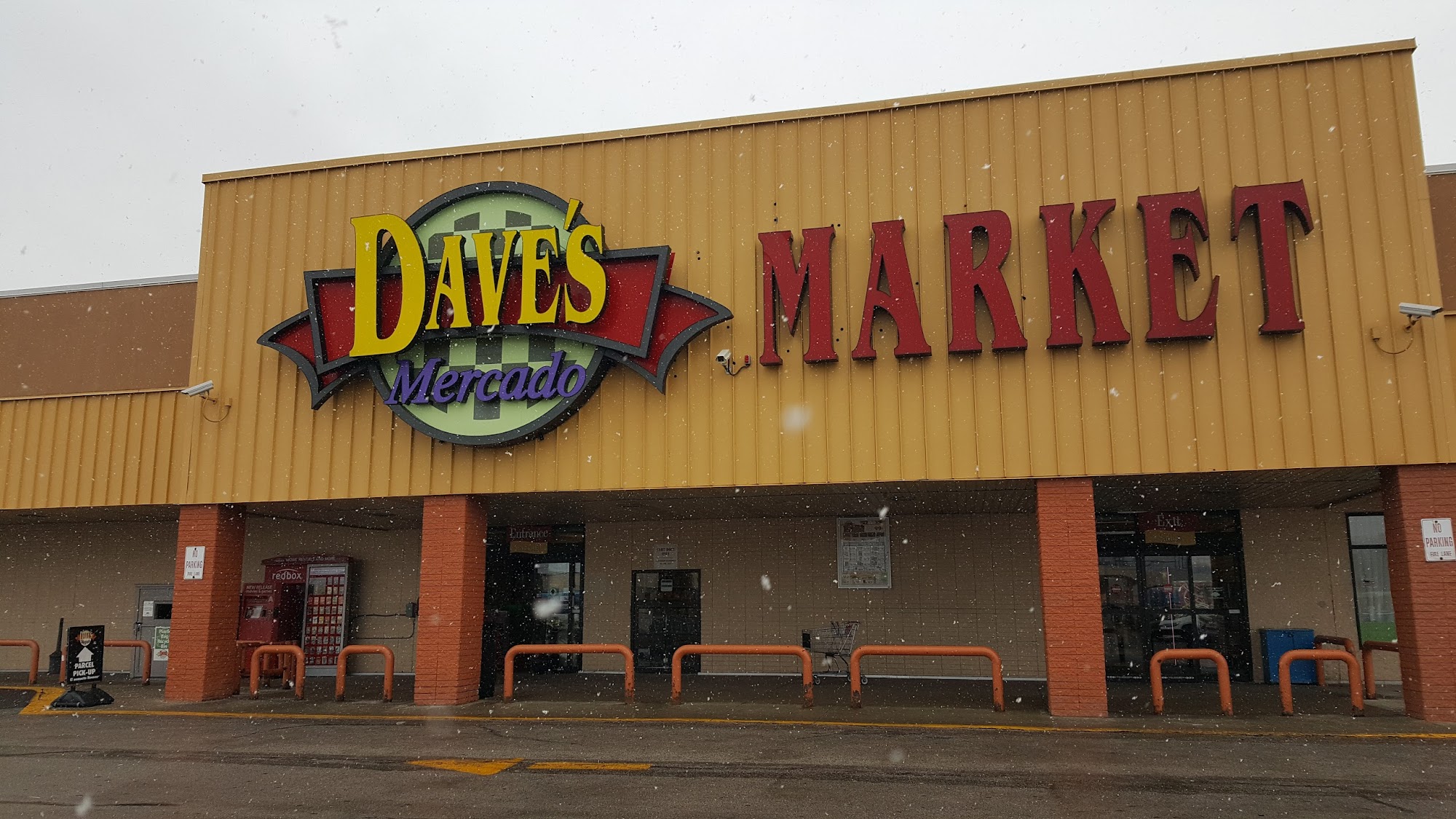 Dave's Mercado