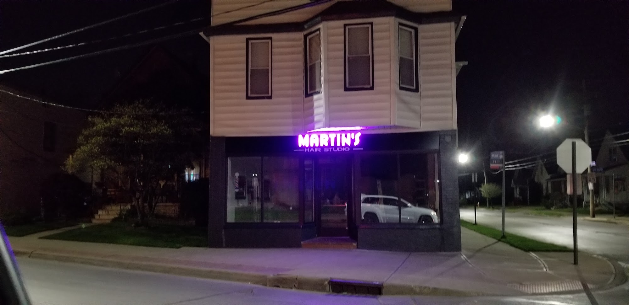 Martin's Hair Studio