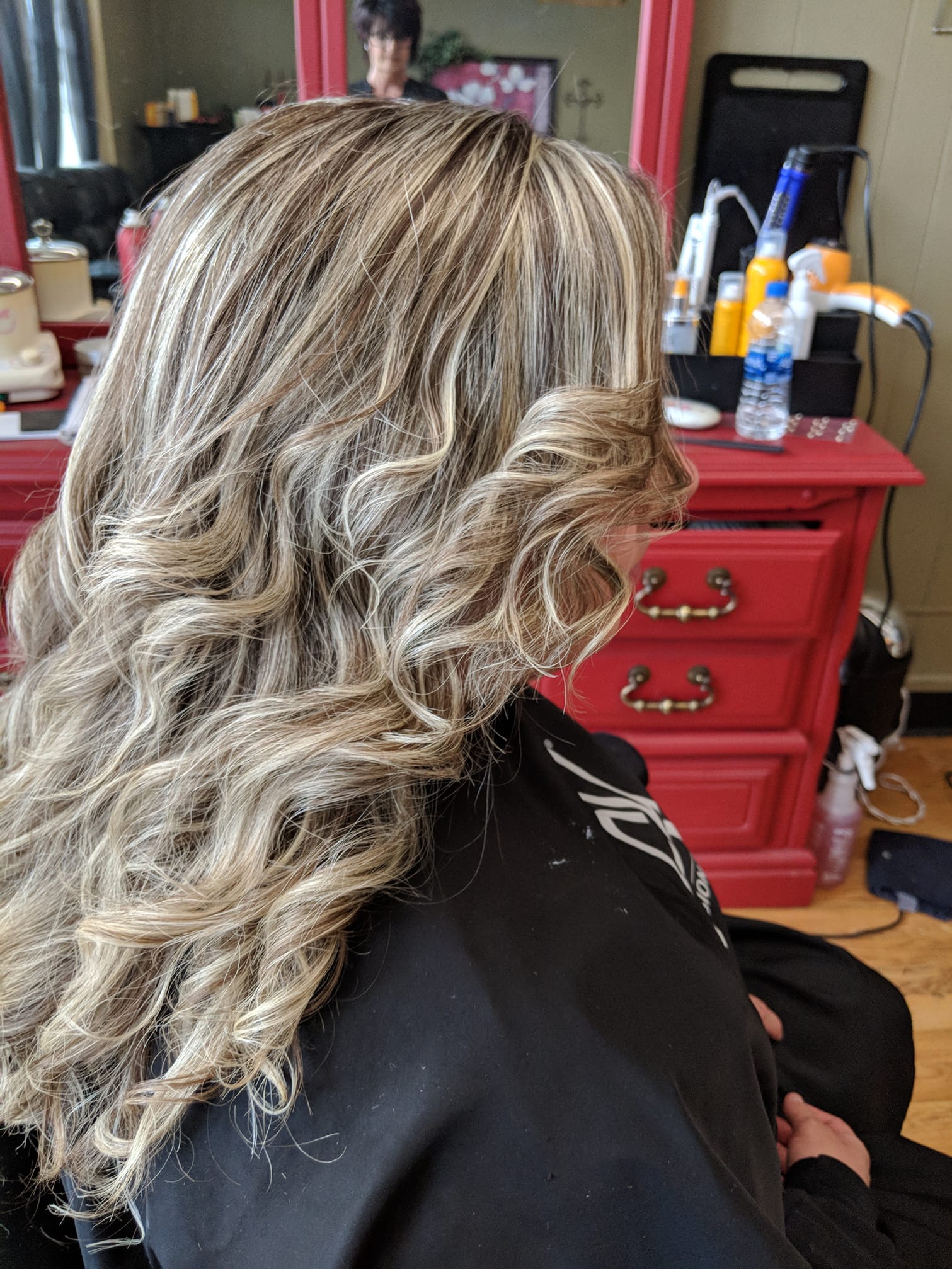 Mane Event Full Services Salon