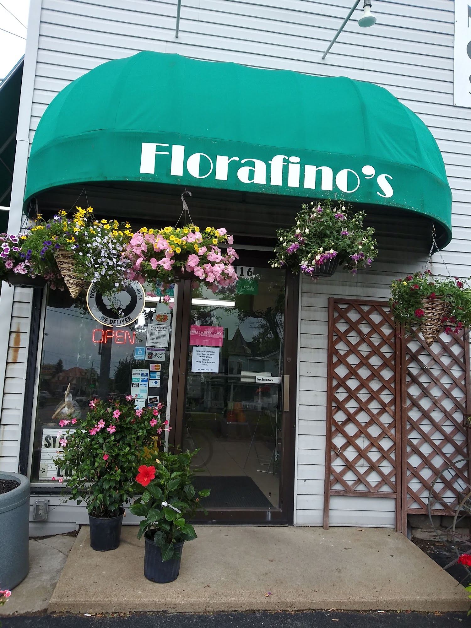 Florafino's Flowers & Gifts