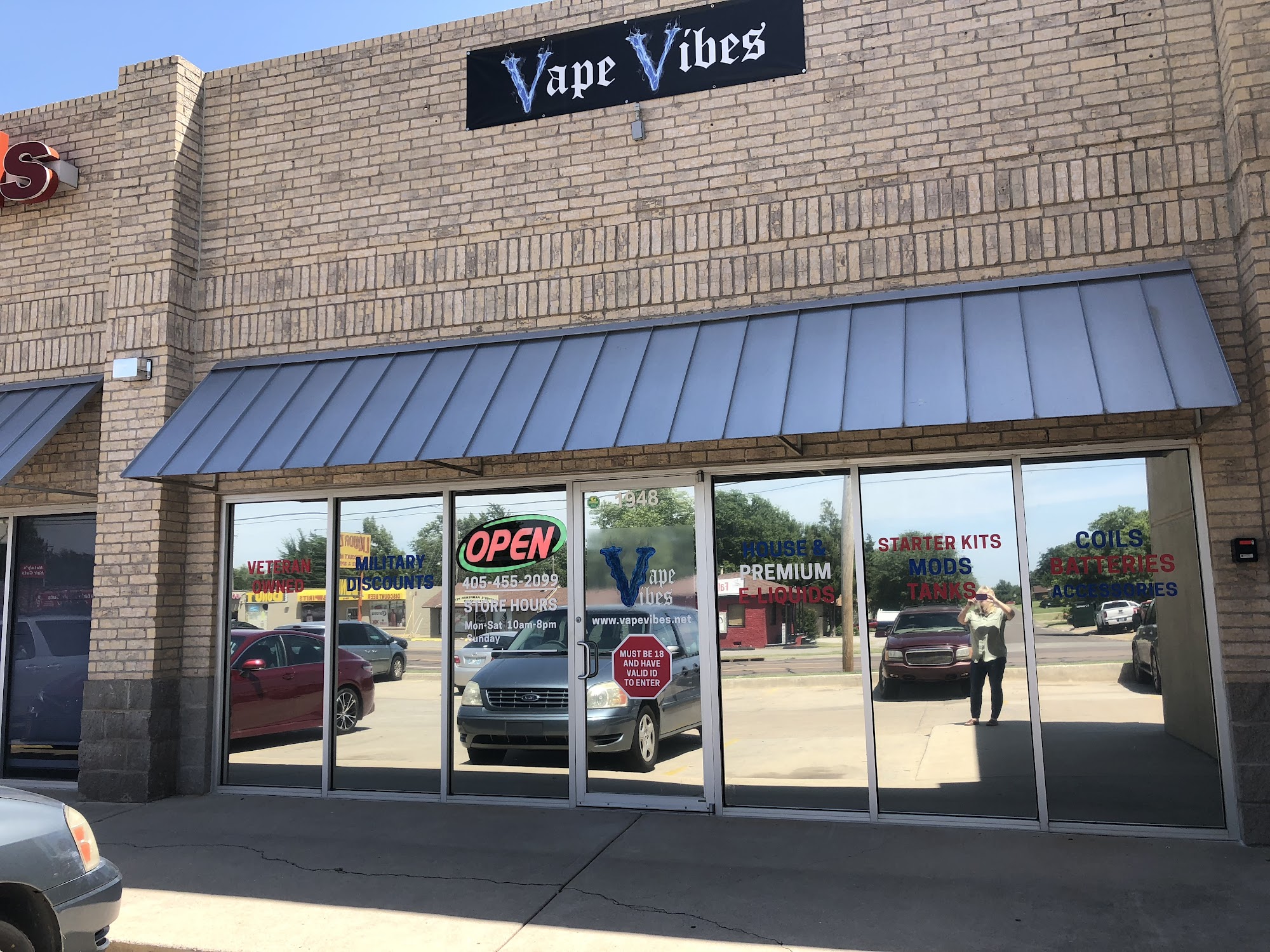 VAPE VIBES, LLC