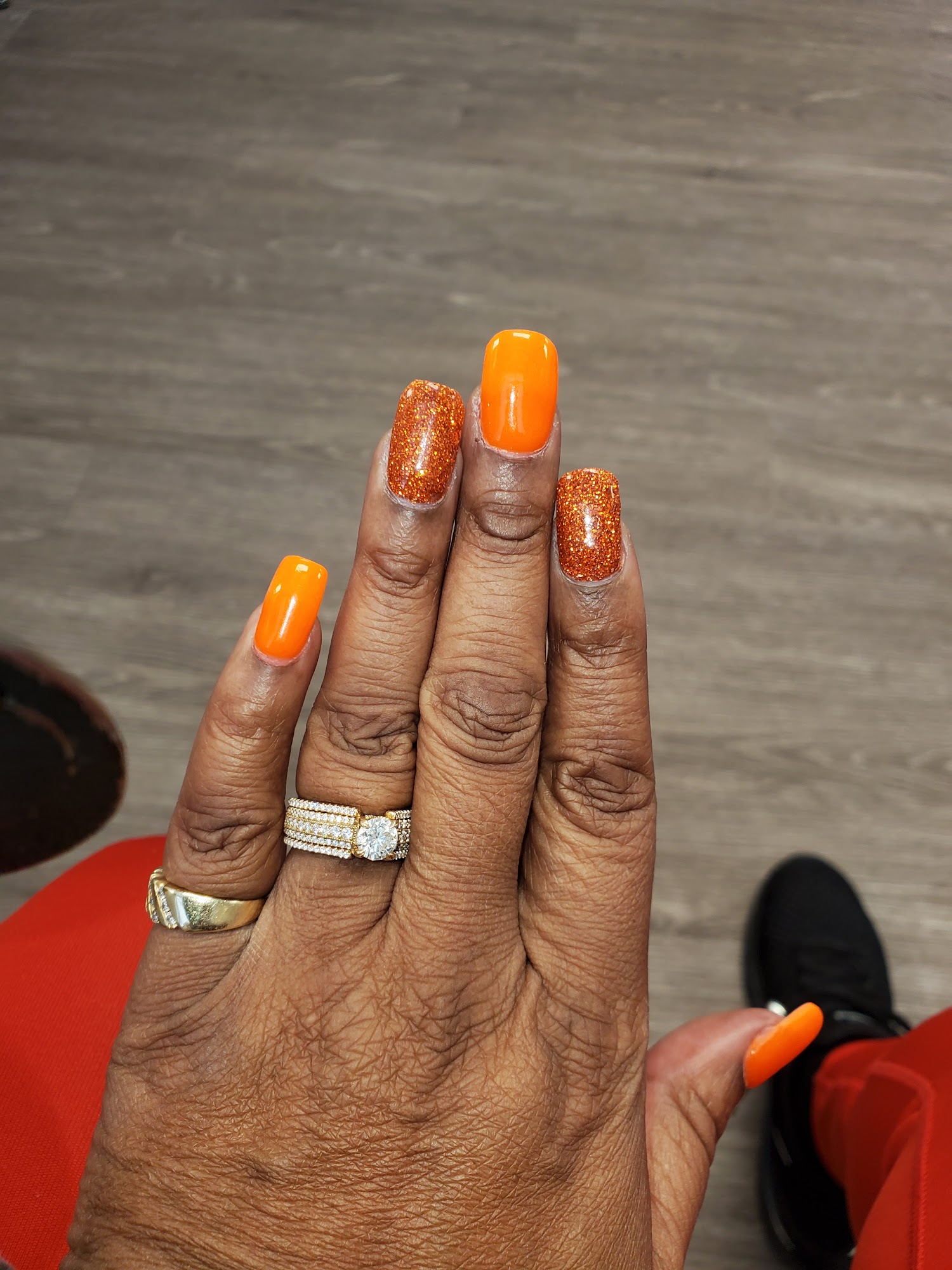 Trendy Nails & Spa LLC