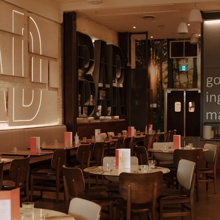 Photo credit: opentable