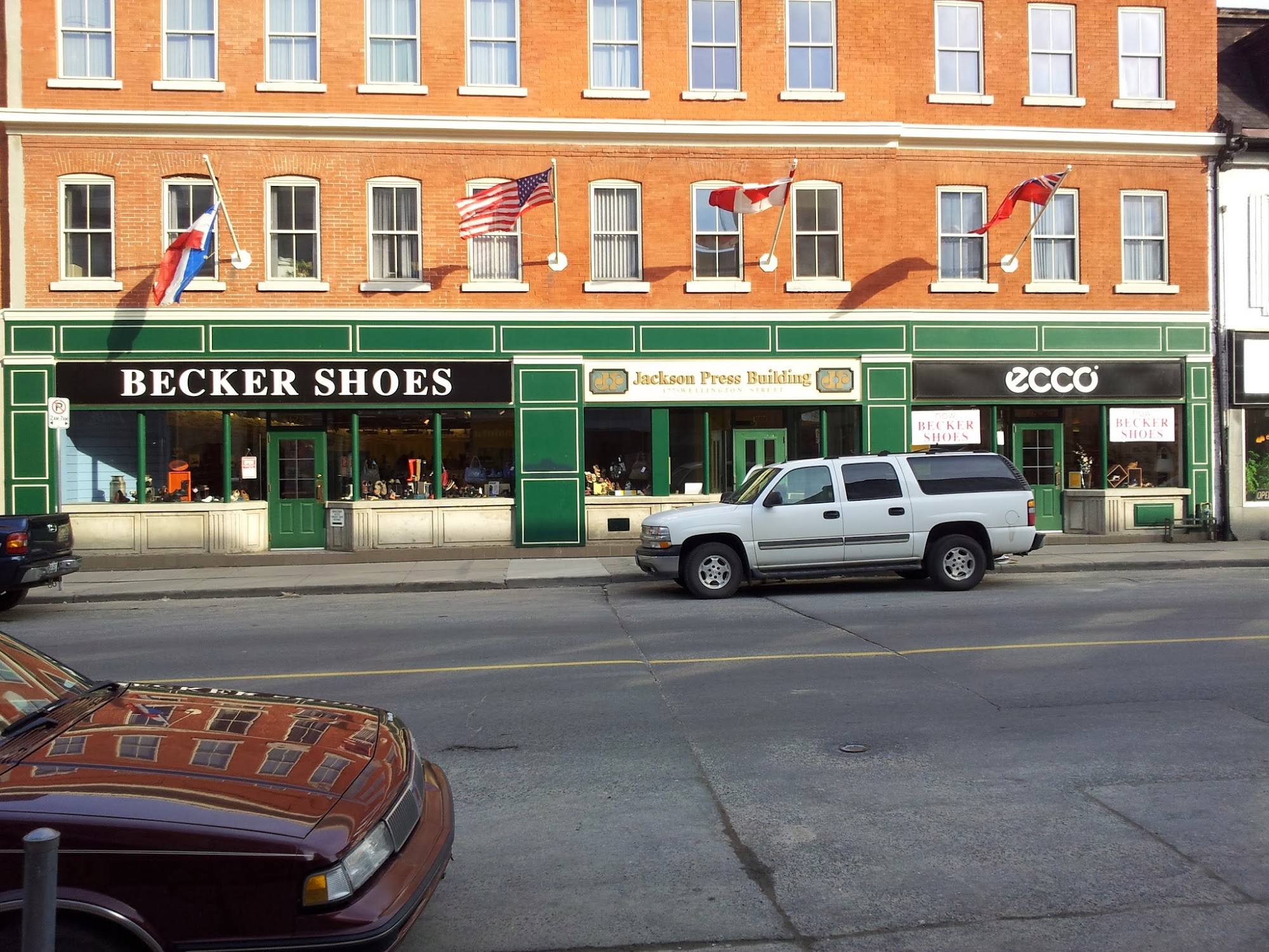 Becker Shoes Kingston