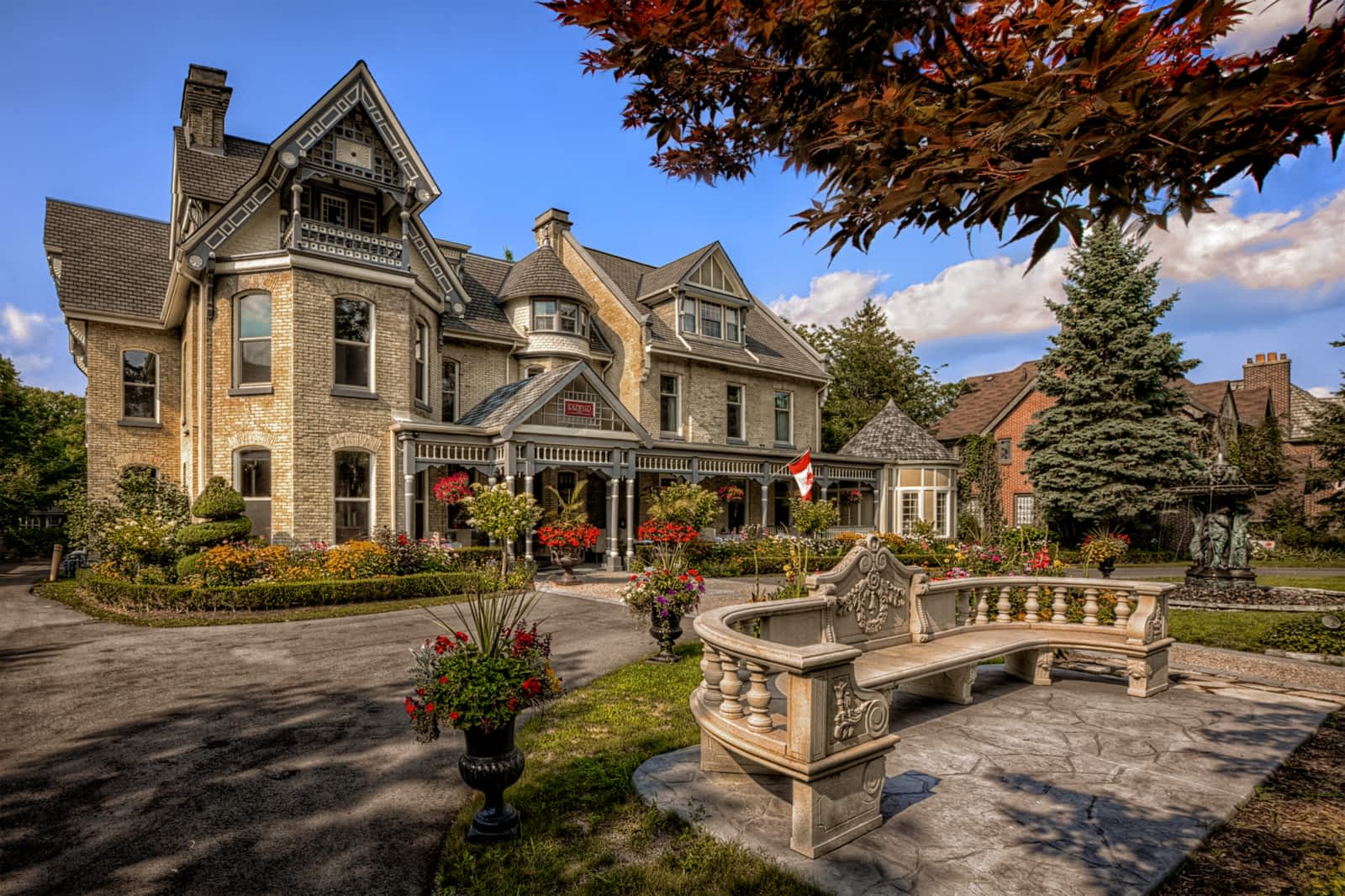 Photo credit: yellowpages.ca