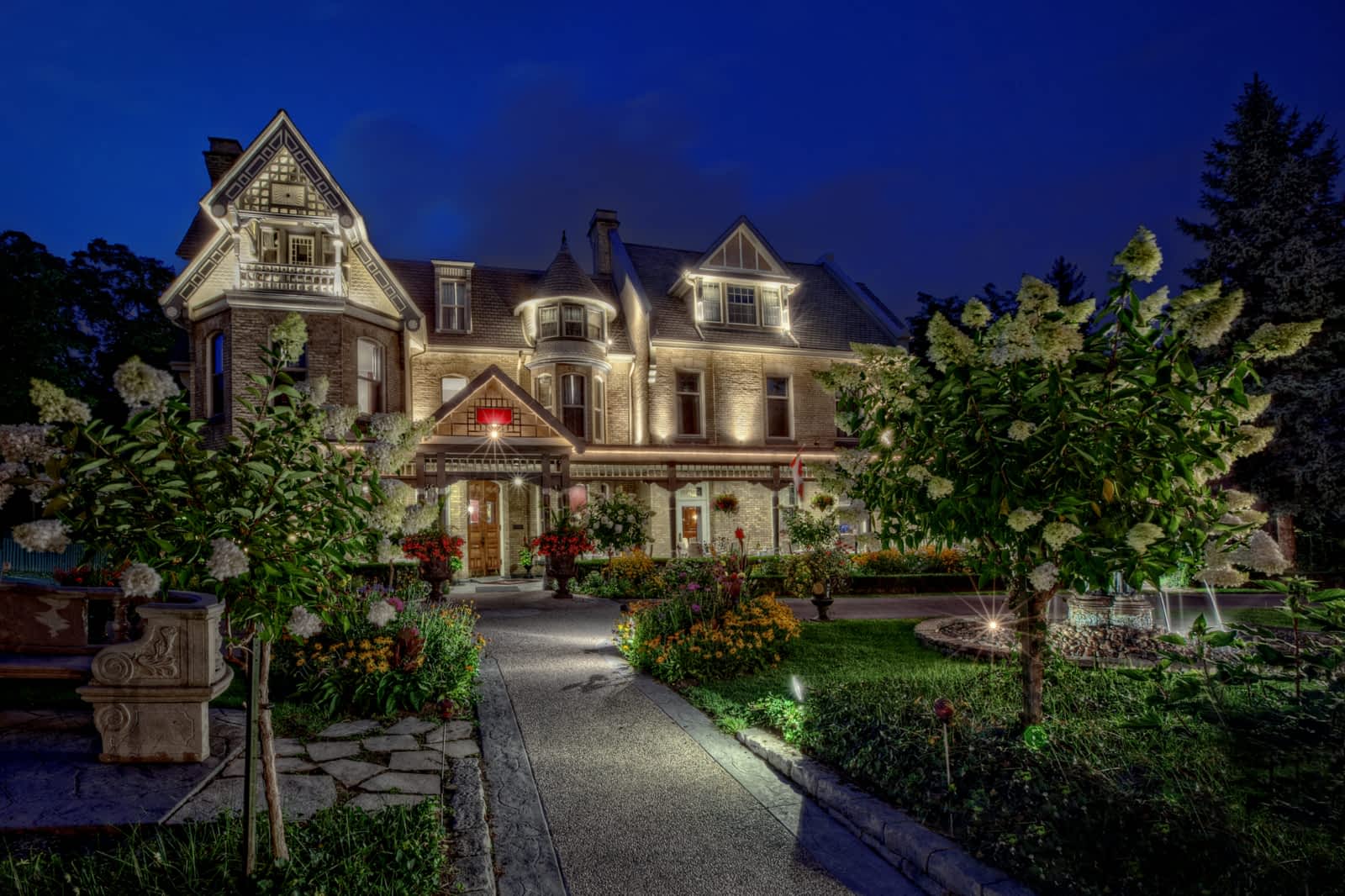 Photo credit: yellowpages.ca