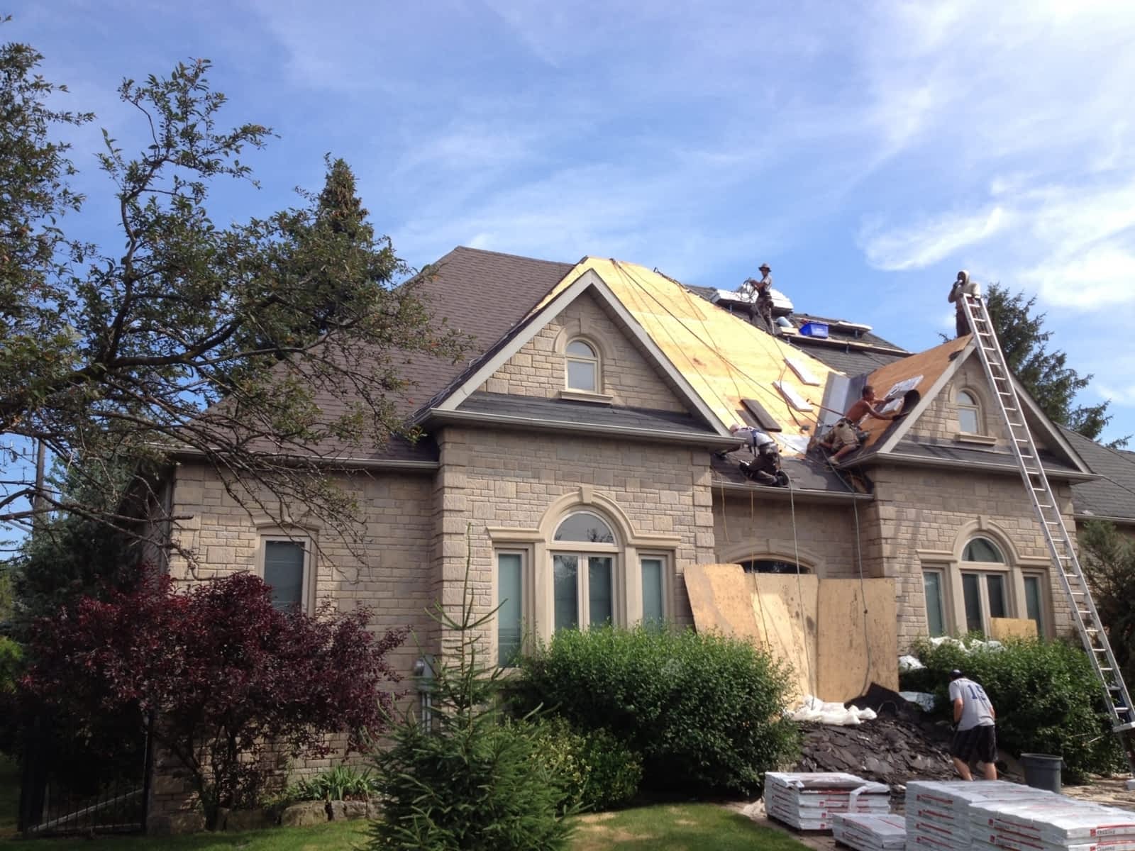 Photo credit: yellowpages.ca