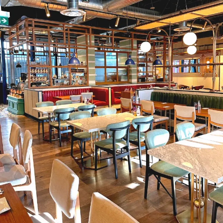 Photo credit: opentable