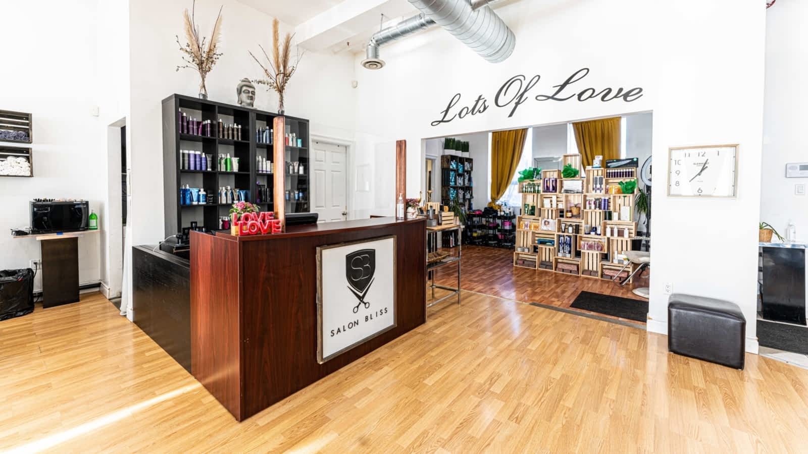 Photo credit: yellowpages.ca