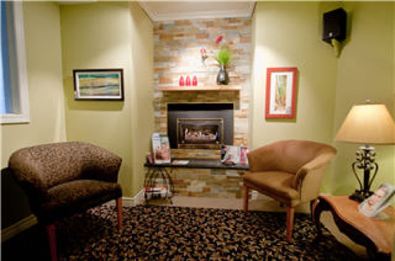 Photo credit: yellowpages.ca