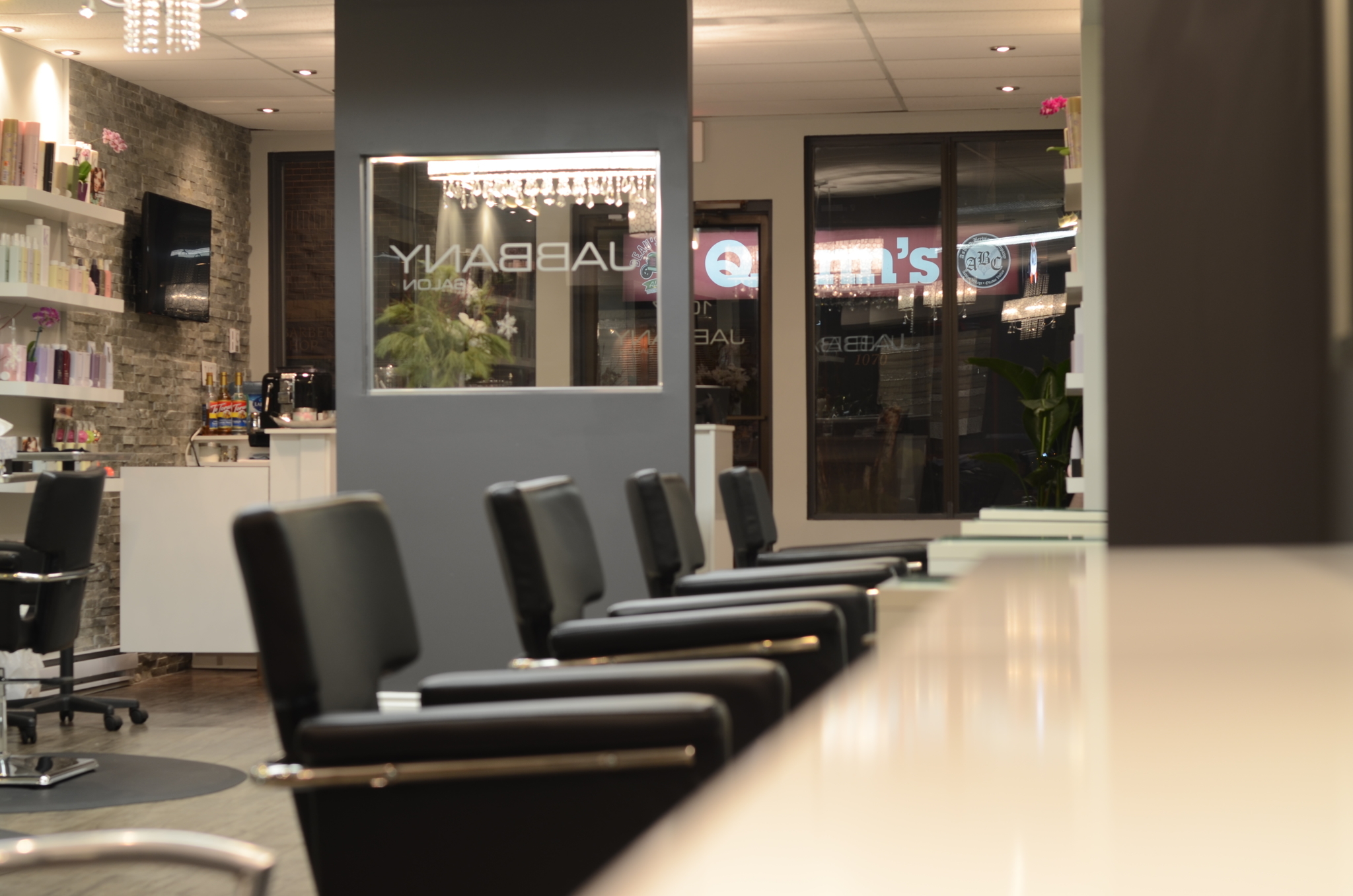 Photo credit: yellowpages.ca