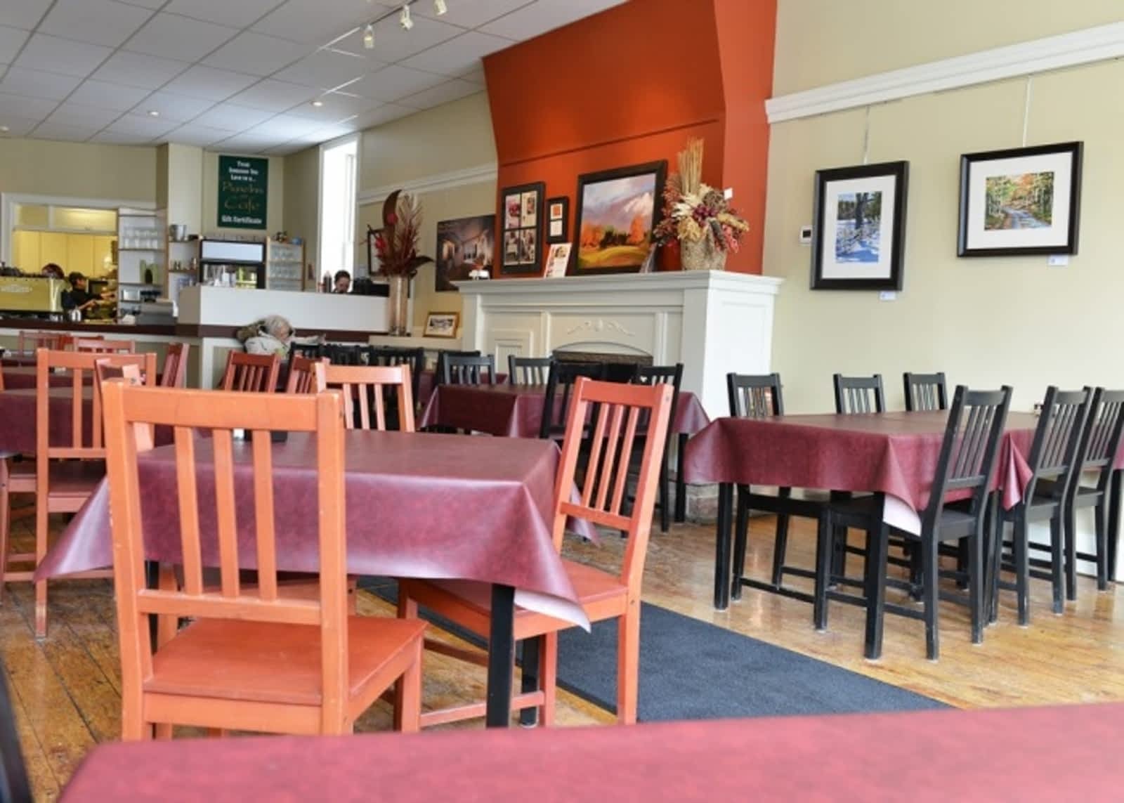 Photo credit: yellowpages.ca