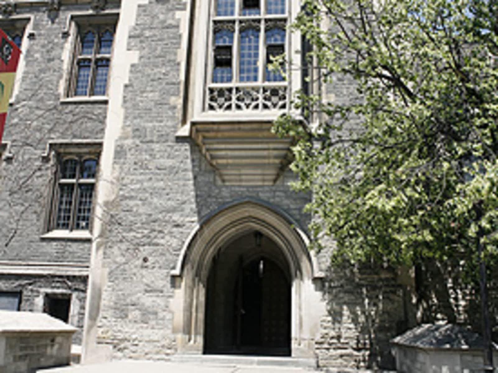 Photo credit: yellowpages.ca