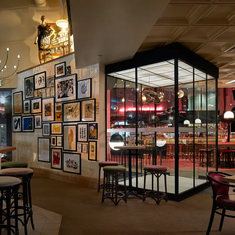 Photo credit: opentable