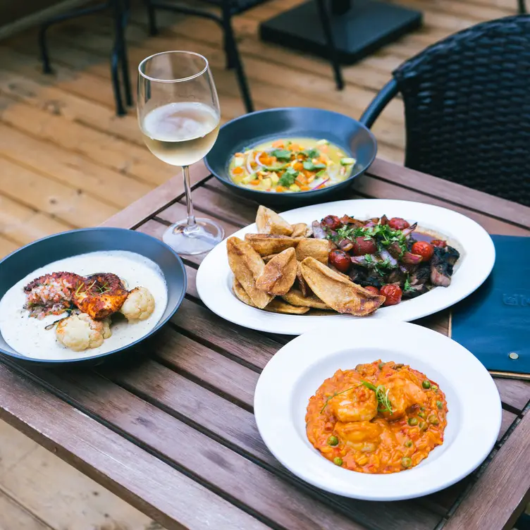 Photo credit: opentable