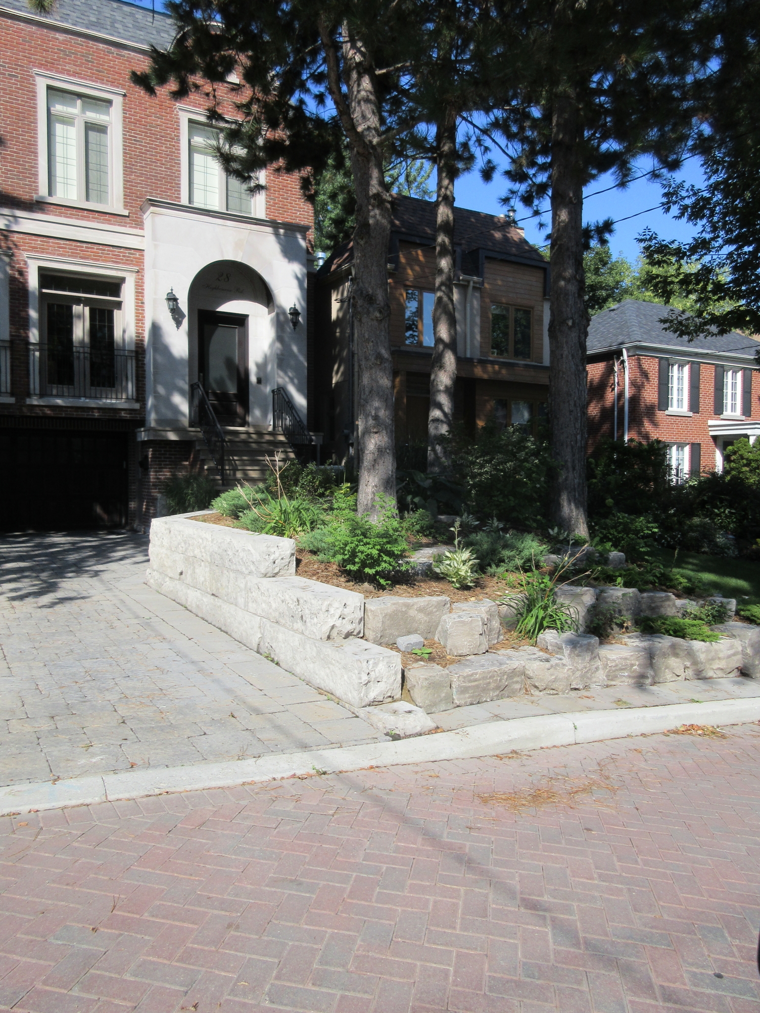 Photo credit: yellowpages.ca