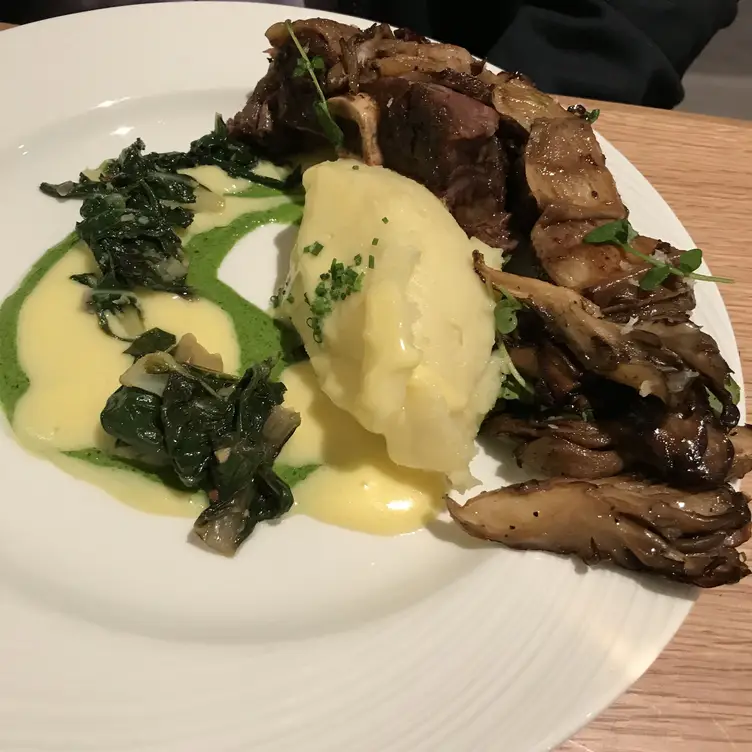 Photo credit: opentable