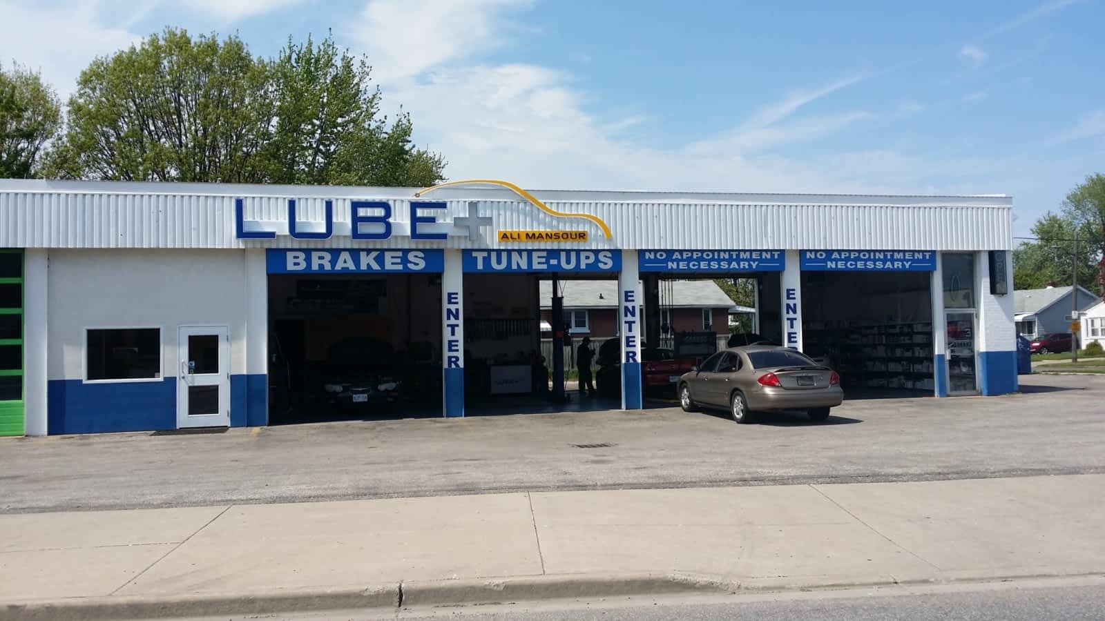 Photo credit: yellowpages.ca