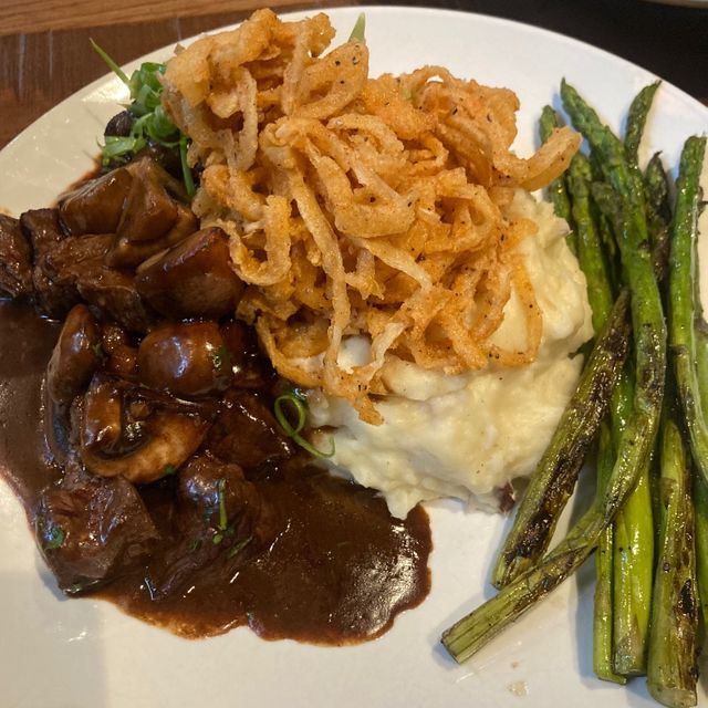 Photo credit: opentable