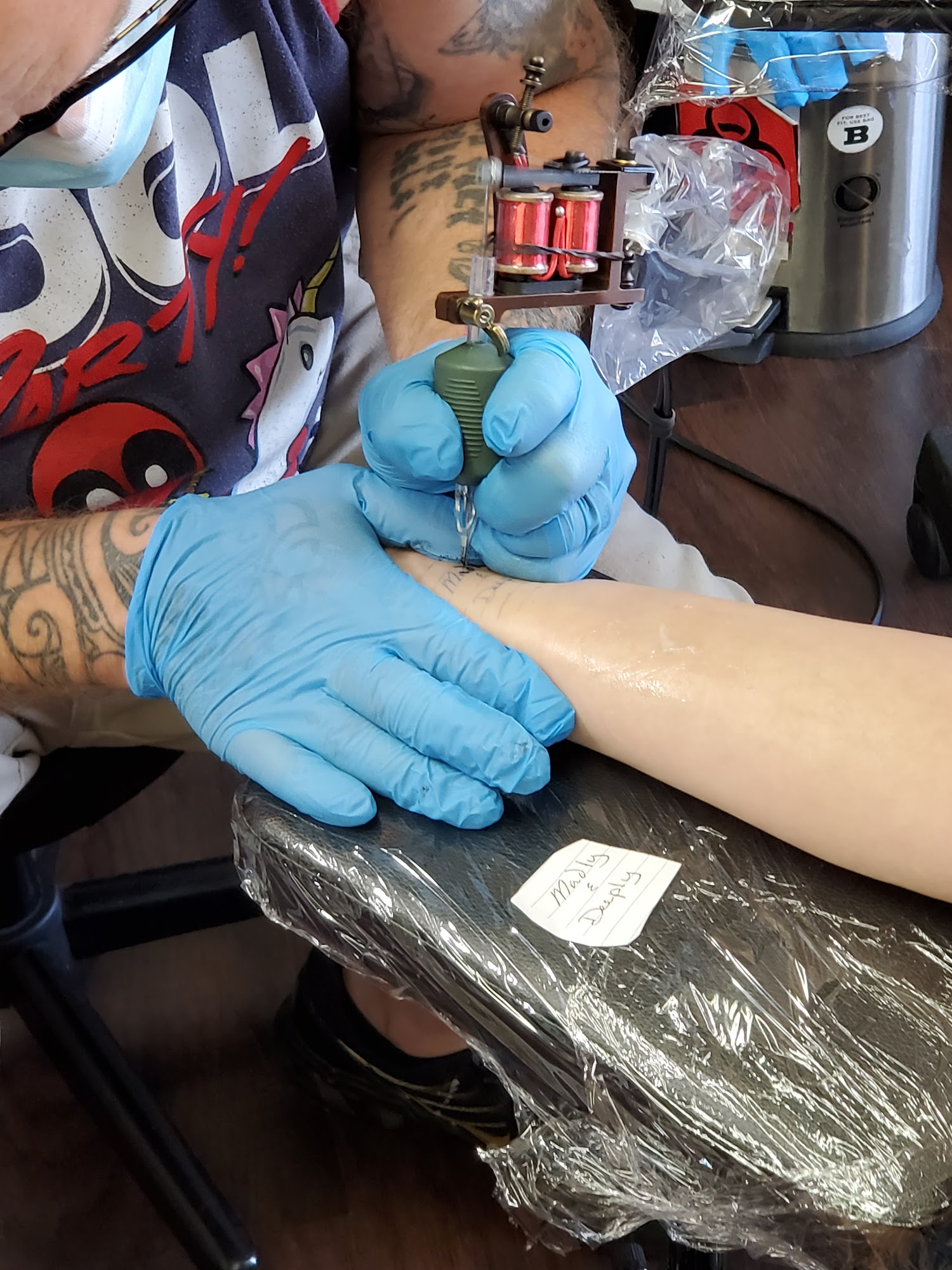 Ludicrous Ink Tattoo 3365 Pacific Hwy, Hubbard Oregon 97032