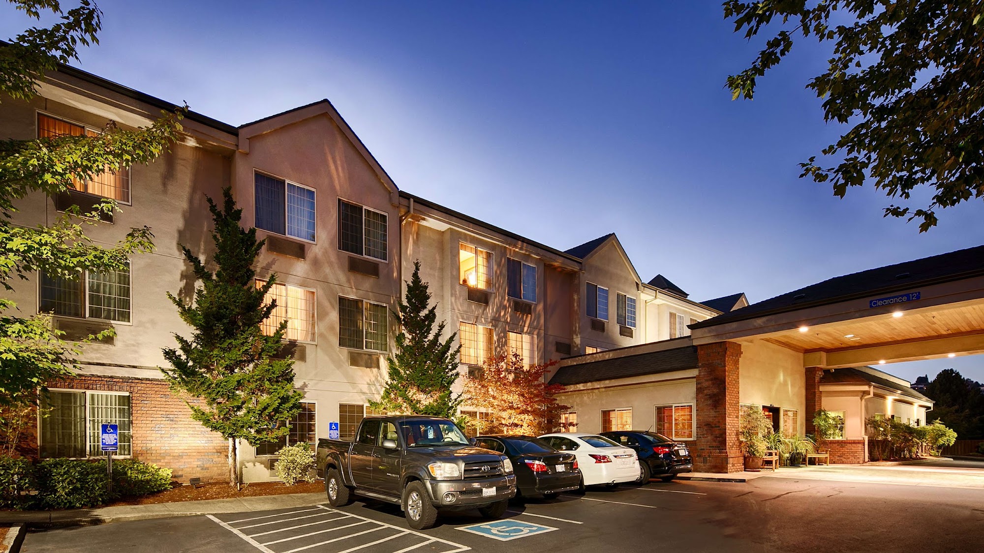 Best Western Plus Northwind Inn & Suites