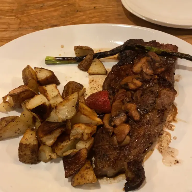 Photo credit: opentable