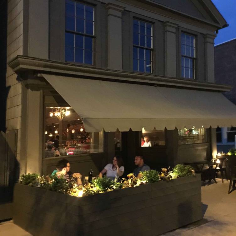 Photo credit: opentable