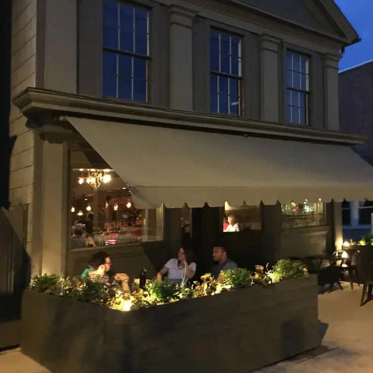 Photo credit: opentable