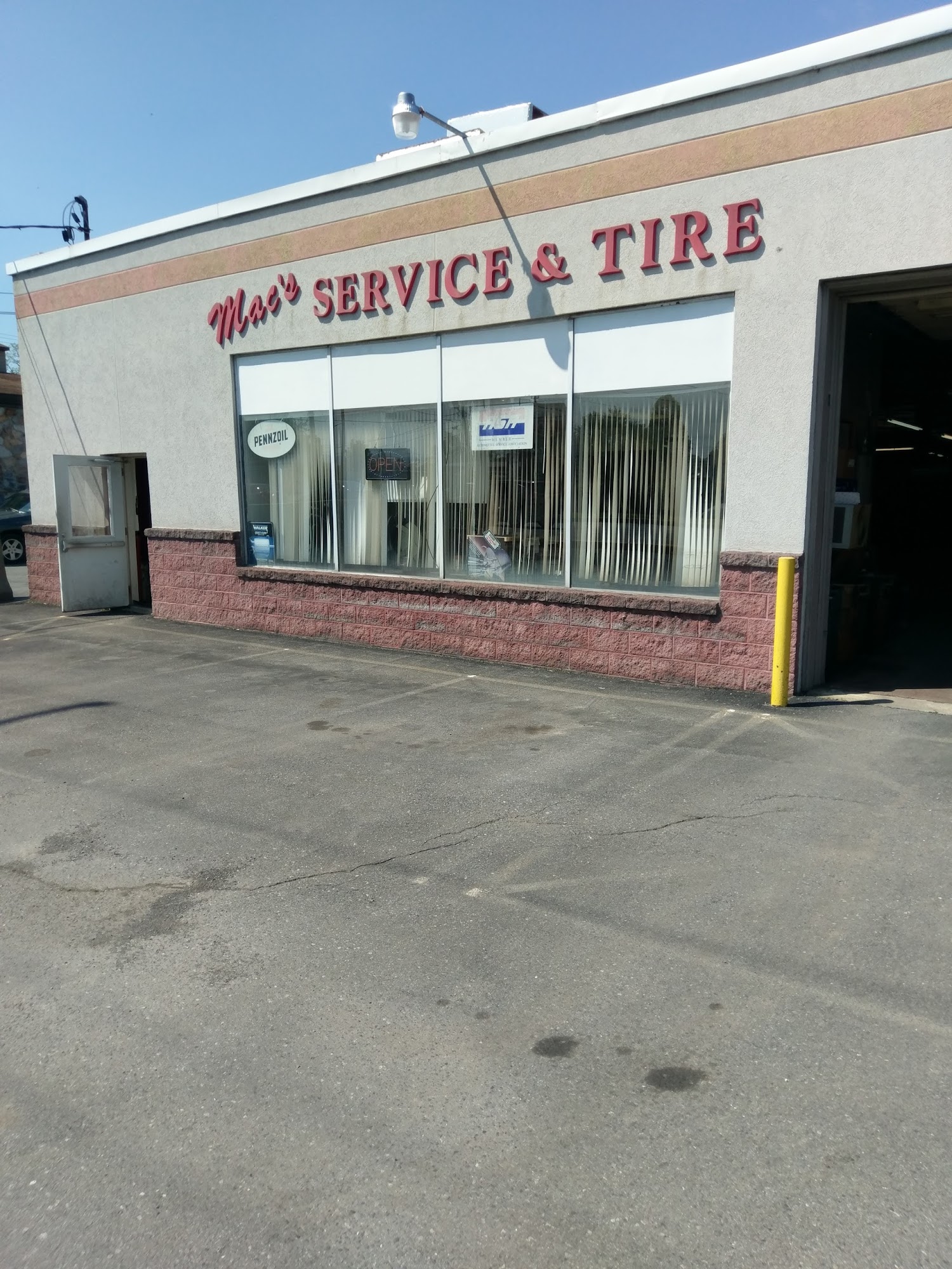 Mac's Service & Tires Inc