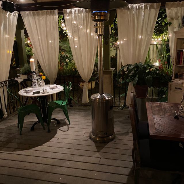 Photo credit: opentable