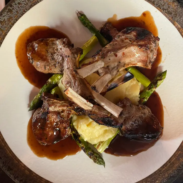 Photo credit: opentable