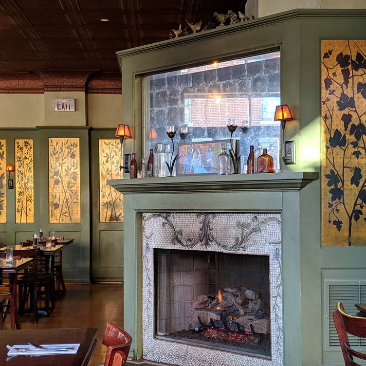Photo credit: opentable
