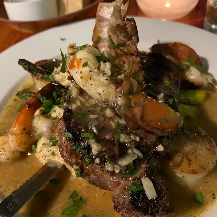 Photo credit: opentable