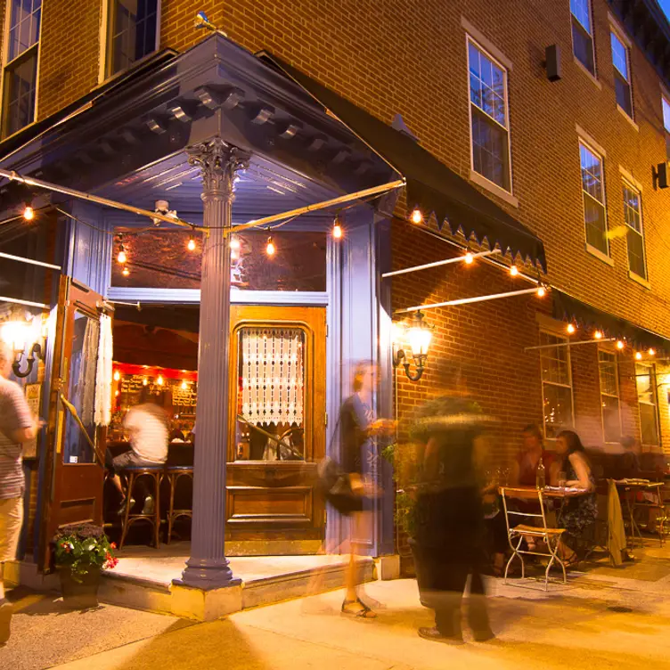 Photo credit: opentable