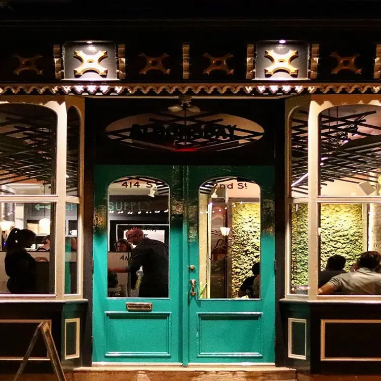Photo credit: opentable