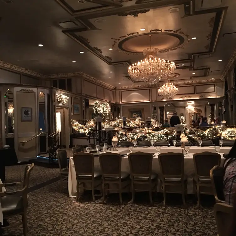 Photo credit: opentable