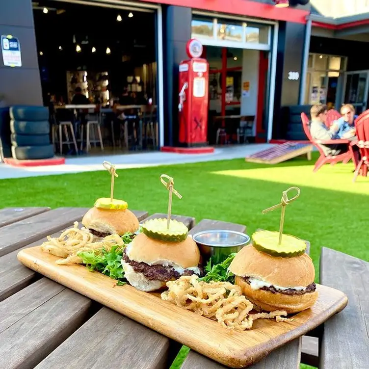 Photo credit: opentable