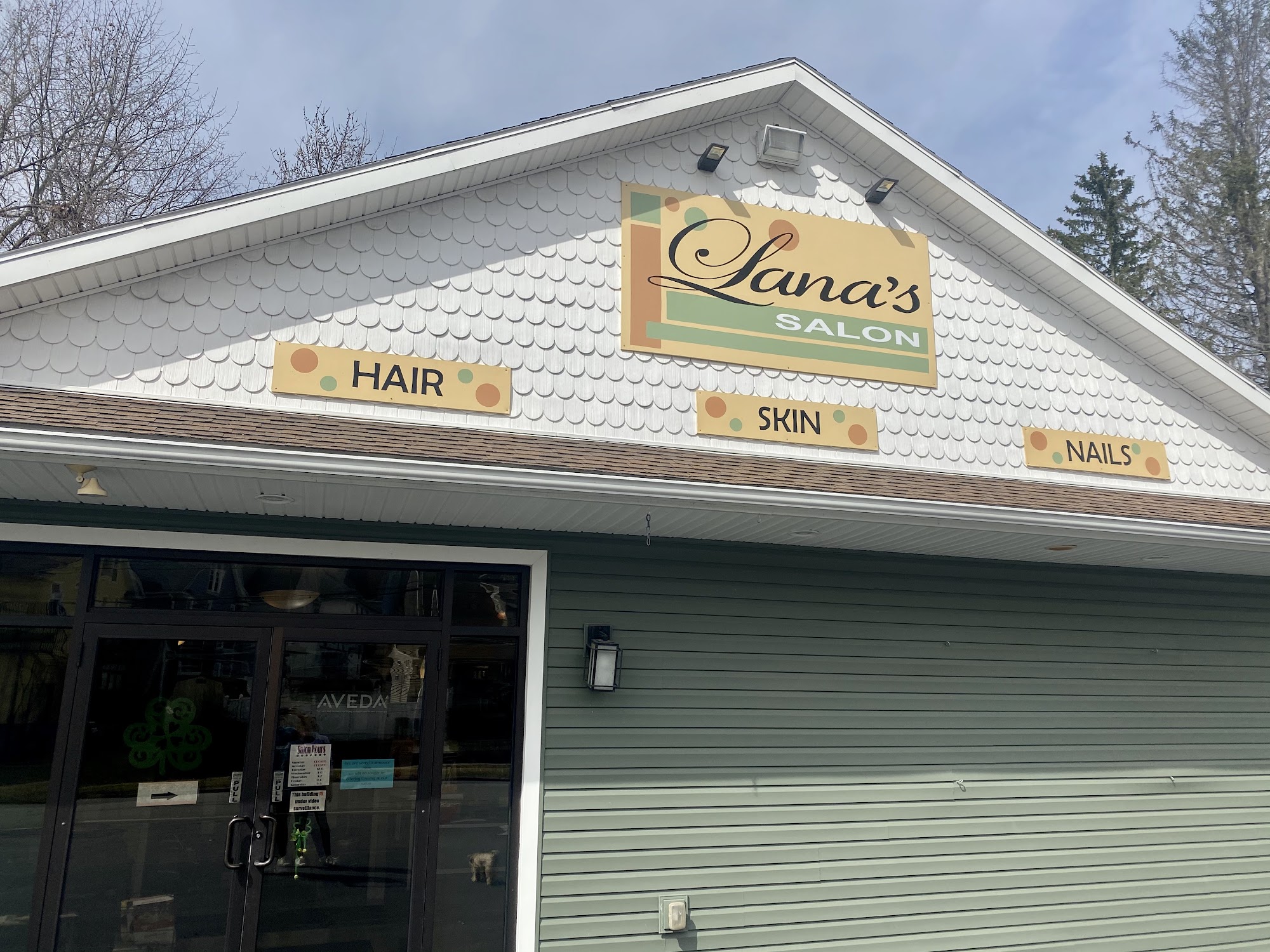 Lana's Salon